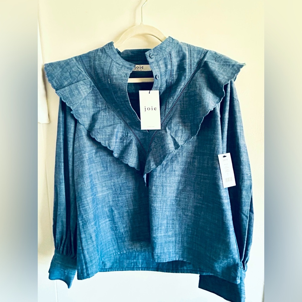 : Preppy Ruffled long sleeve blouse DENIM DENIM 💙🩵💙👖🙌🏻